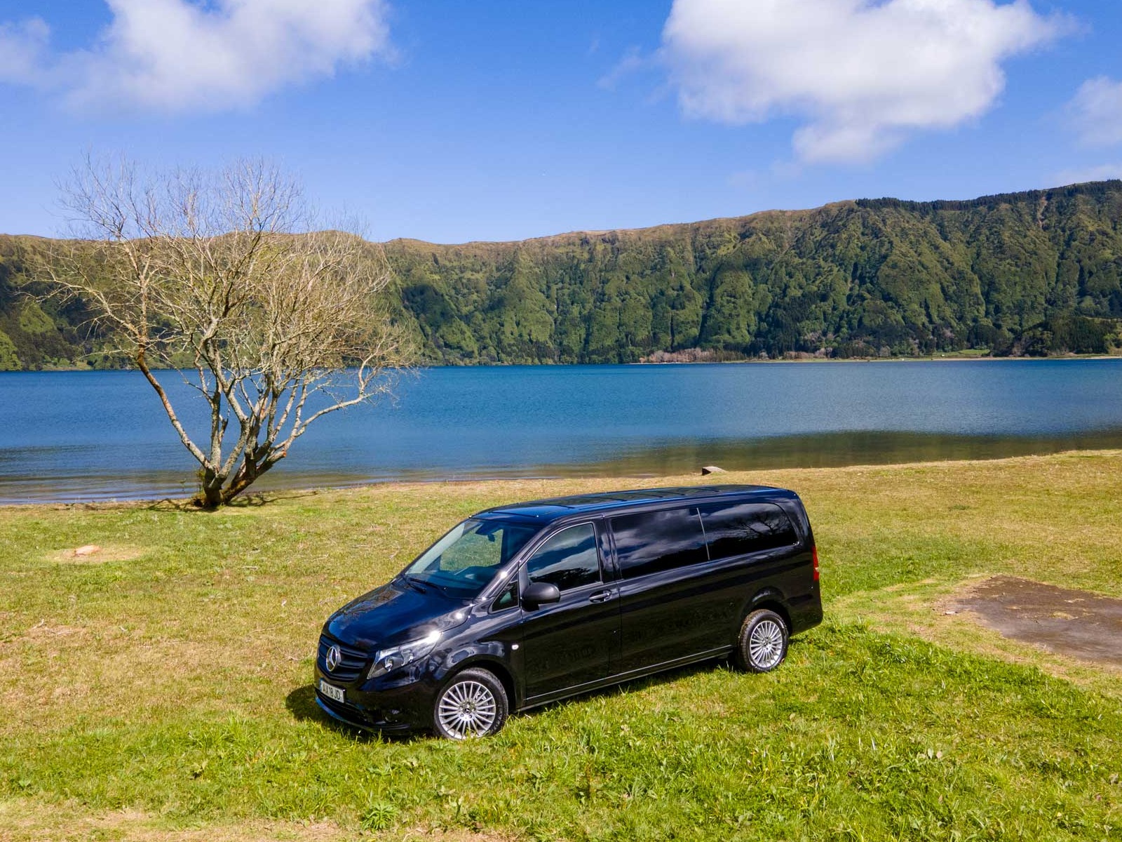 Mercedes Vito Tourer da JR AZORES TOURS